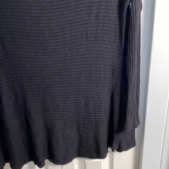 Free People We The Free Mock Neck Flowy Turtleneck Thermal - Picture 4 of 8